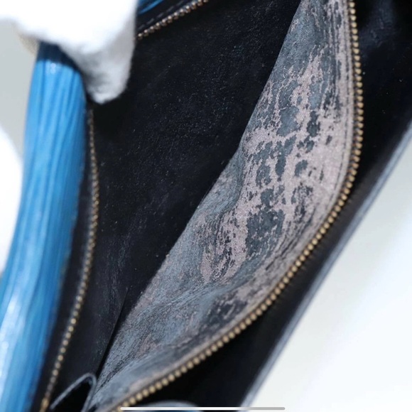 LOUIS VUITTON Epi Art Deco 27 Clutch Bag Blue LV Auth - Picture 13 of 14